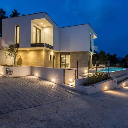 Modern Luce With Sea View In Peljesac * Trstenik (Dubrovnik-Neretva)
