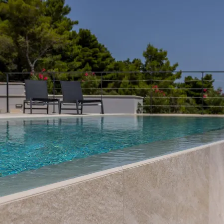 Modern Luce With Sea View In Peljesac Trstenik (Dubrovnik-Neretva)