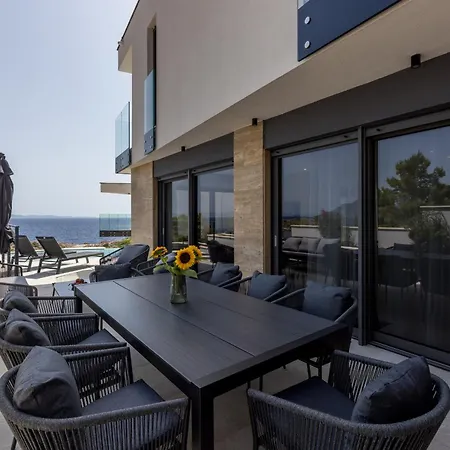 Villa Modern Luce With Sea View In Peljesac *