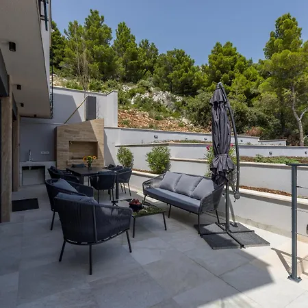 Modern Luce With Sea View In Peljesac Βίλα