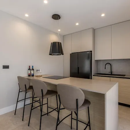 Modern Luce With Sea View In Peljesac Villa