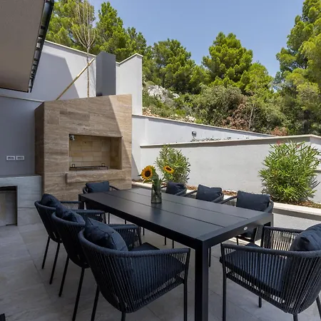 Modern Luce With Sea View In Peljesac Trstenik (Dubrovnik-Neretva)