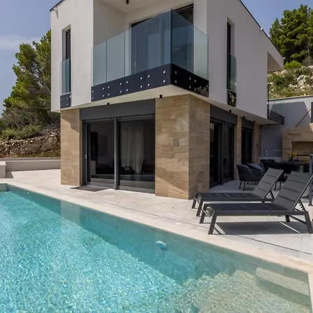 Modern Luce With Sea View In Peljesac * Trstenik (Dubrovnik-Neretva)